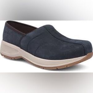 Dansko Shaina work clog slip‎ resistant navy blue Nubuck leather women’s size 42